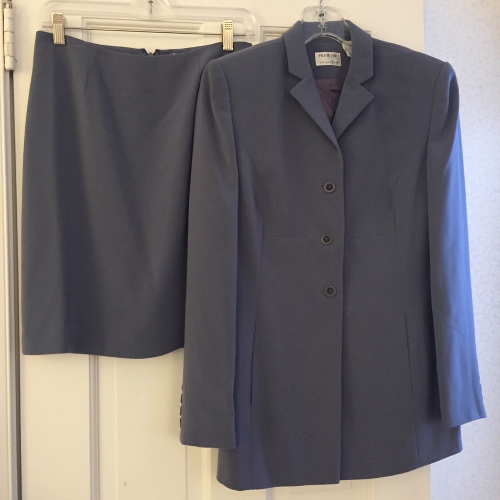 Nordstrom Preview Collection suit, size 6
